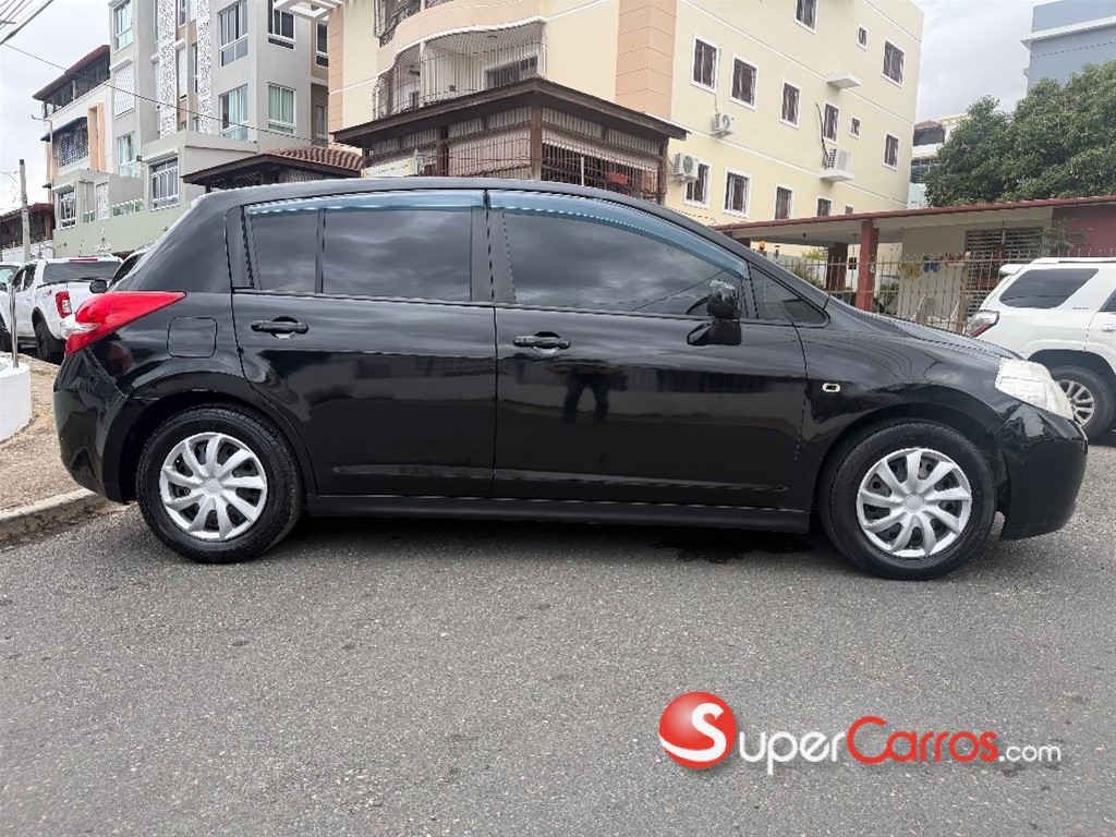2012 Nissan TIIDA Hatchback — foto 12 / 12