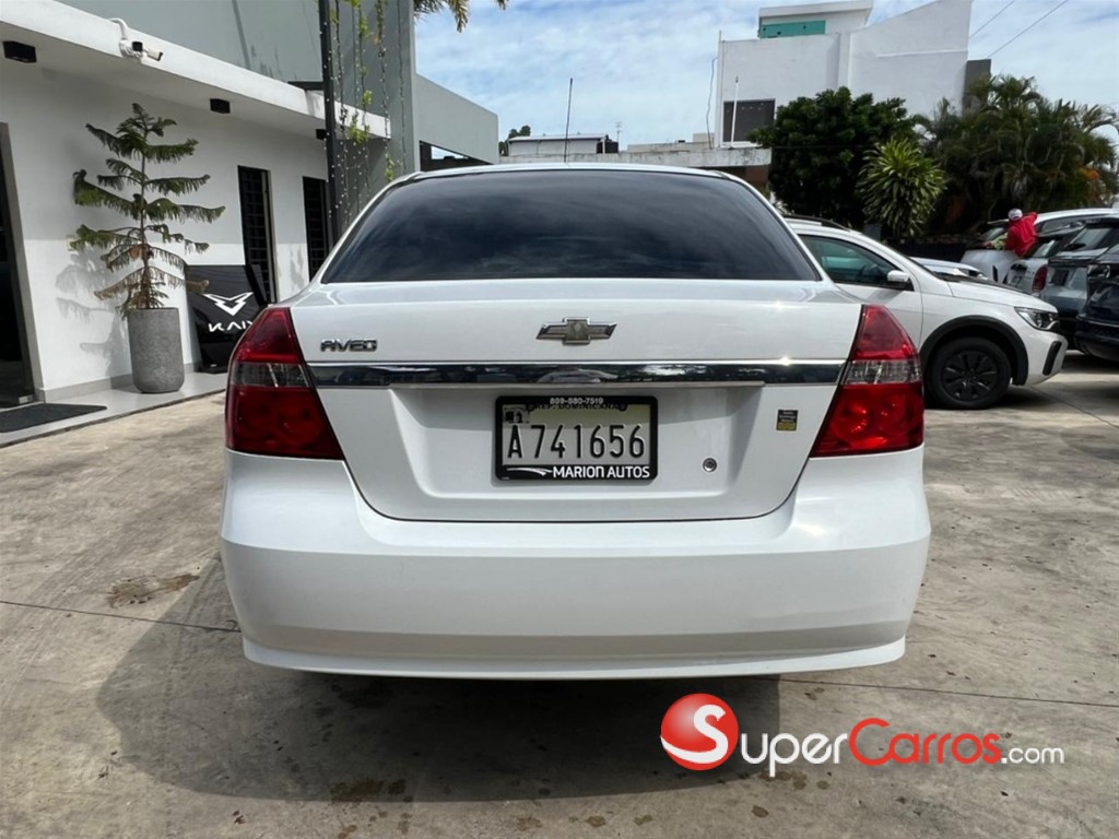 2016 Chevrolet Aveo — foto 2 / 11