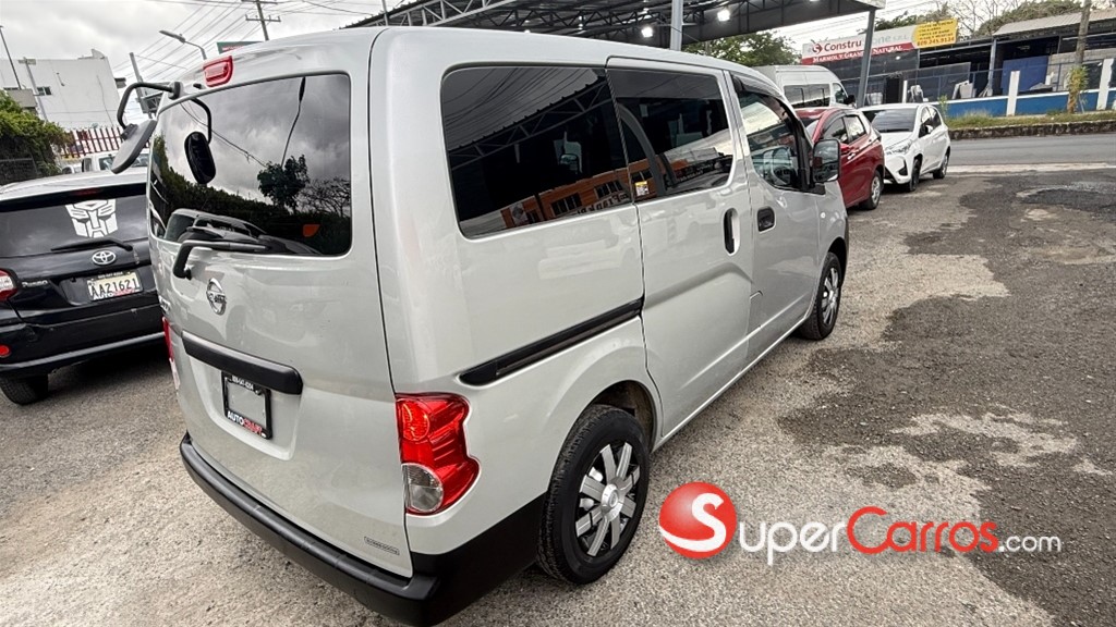 2021 Nissan NV 200 — foto 7 / 12