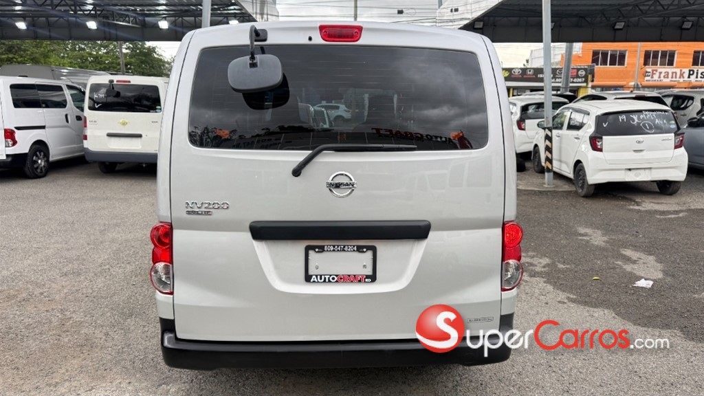 2021 Nissan NV 200 — foto 9 / 12
