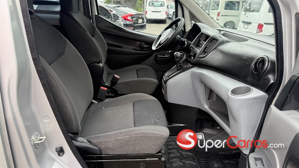 2021 Nissan NV 200 — foto 11 / 12