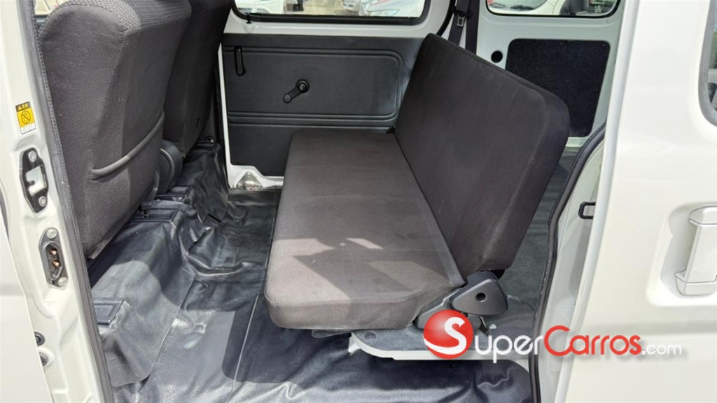 2020 Daihatsu Hijet — foto 3 / 11