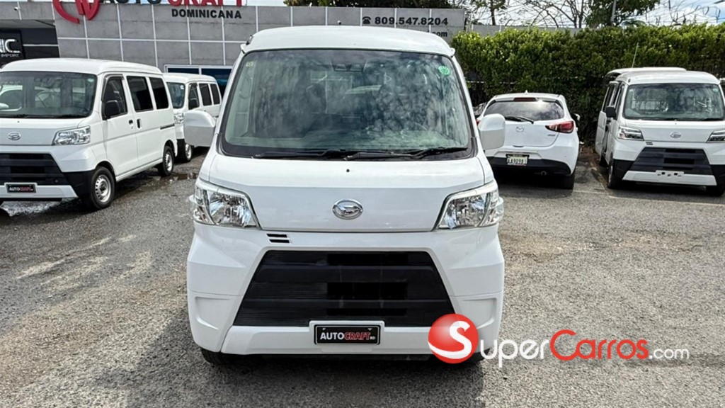 2020 Daihatsu Hijet — foto 8 / 11