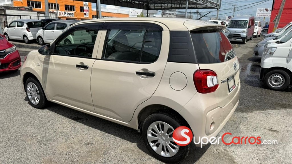 2021 Toyota Passo — foto 9 / 12