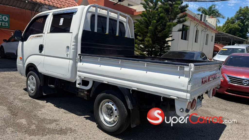 2015 Kia Bongo III 4X4 — foto 4 / 8