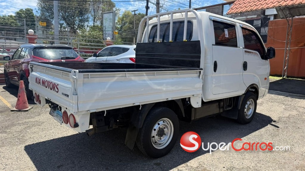 2015 Kia Bongo III 4X4 — foto 6 / 8