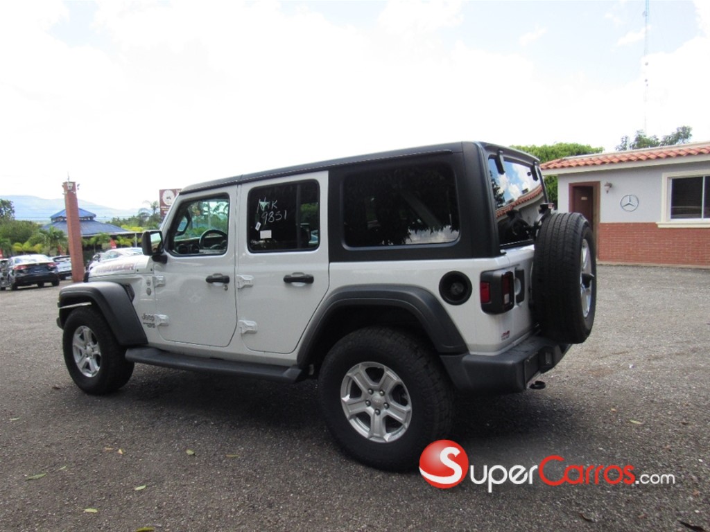 2021 Jeep Wrangler — foto 4 / 12