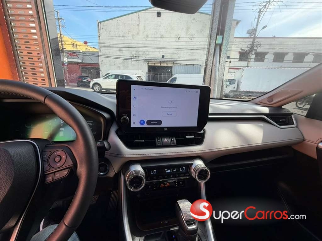 2023 Toyota RAV4 Limited — foto 6 / 10