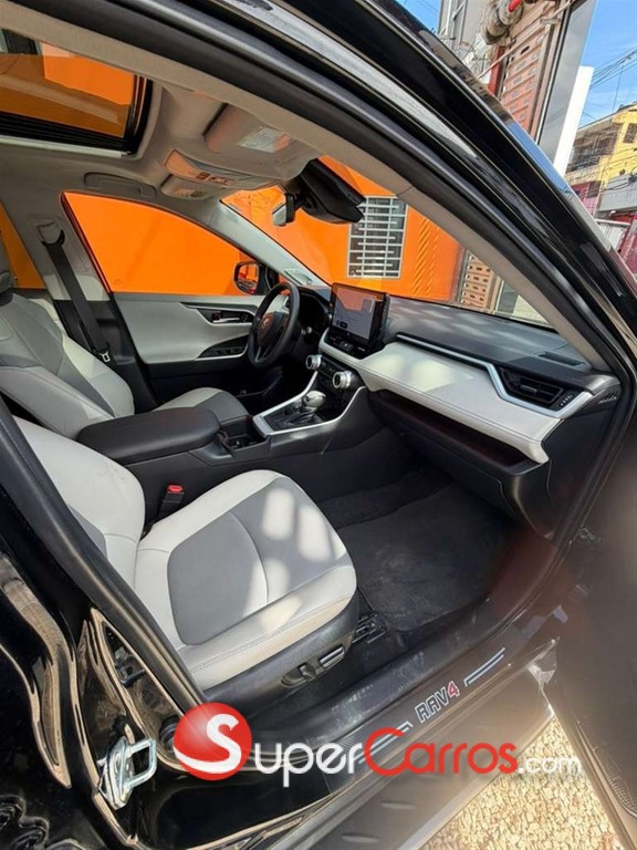 2023 Toyota RAV4 Limited — foto 8 / 10