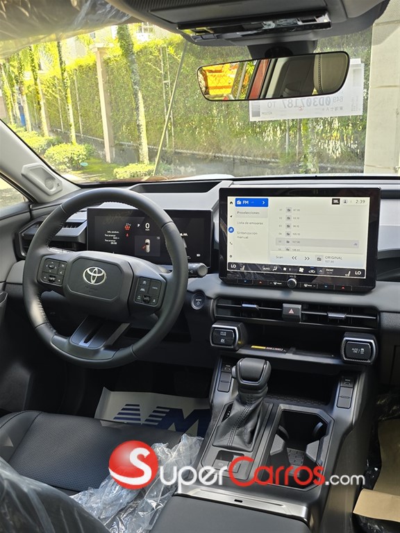 2027 Toyota RAV4 Limited Hybrid — foto 6 / 10