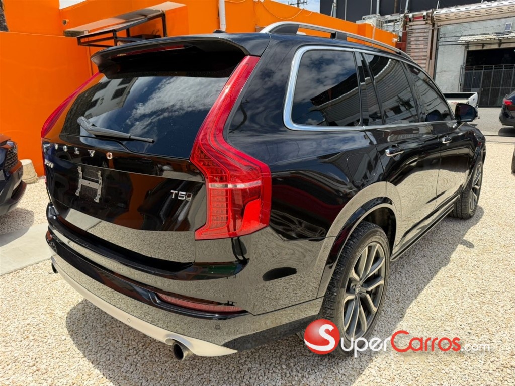 2018 Volvo XC90 Momentum T5 — foto 8 / 9