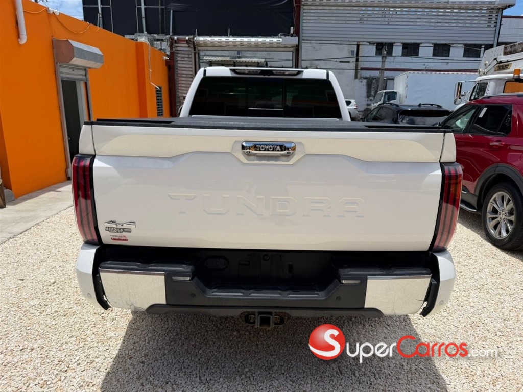 2022 Toyota Tundra LIMITED — foto 11 / 12