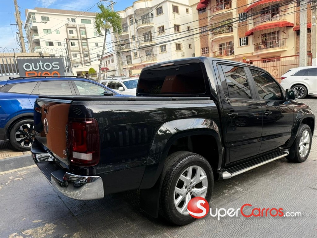 2022 Volkswagen Amarok — foto 10 / 12