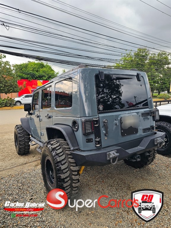 2014 Jeep Wrangler Rubicon — foto 3 / 10