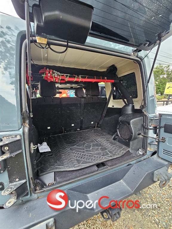2014 Jeep Wrangler Rubicon — foto 7 / 10