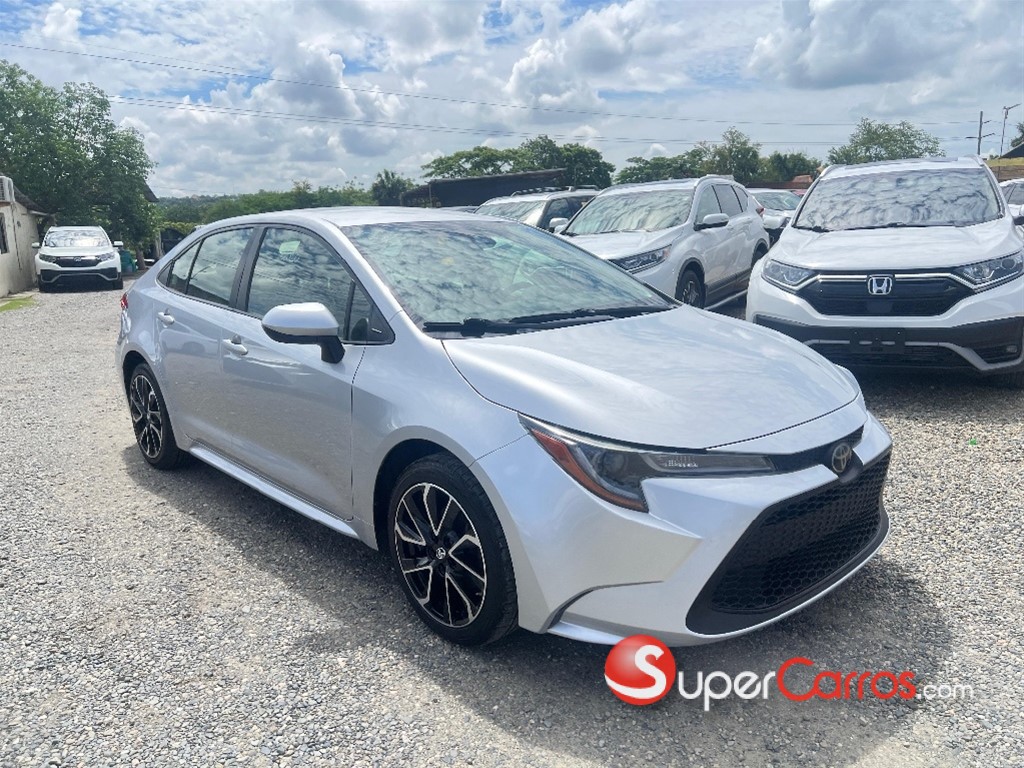 2020 Toyota Corolla LE Plus — foto 3 / 10