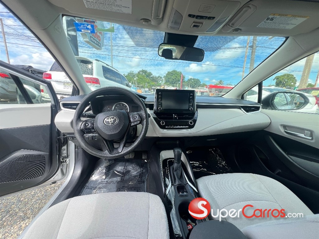 2020 Toyota Corolla LE Plus — foto 7 / 10