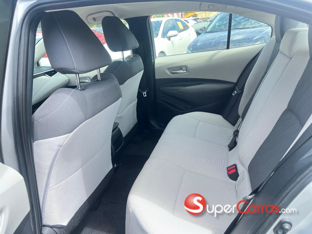 2020 Toyota Corolla LE Plus — foto 9 / 10