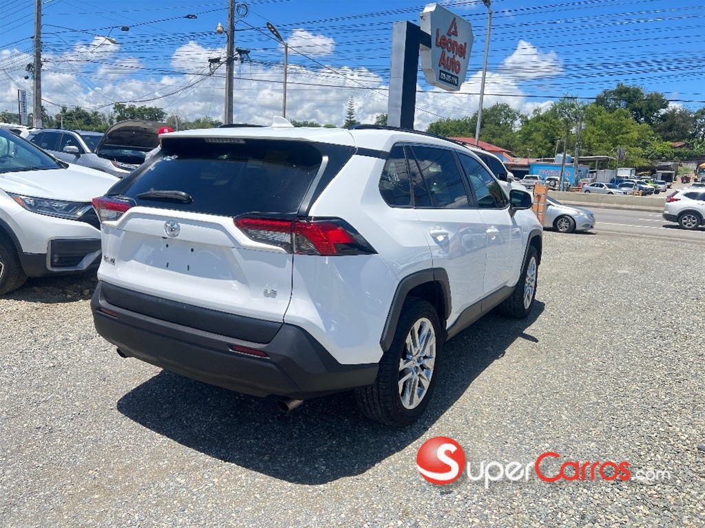 2020 Toyota RAV4 LE PLUS — foto 5 / 11