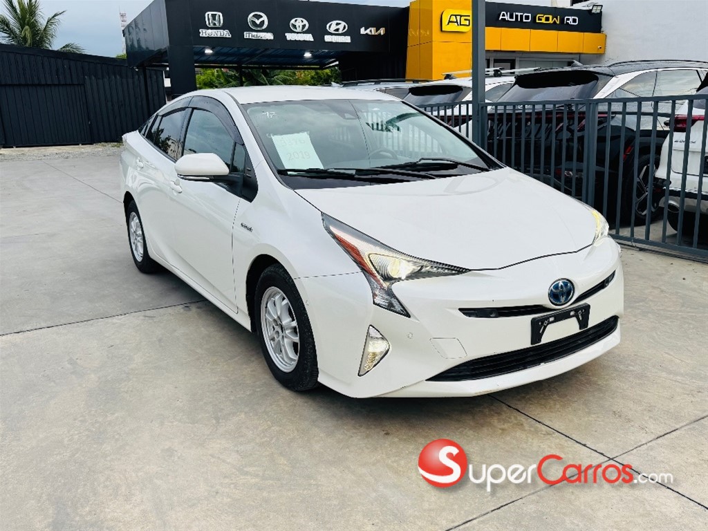 2019 Toyota Prius Hybrid