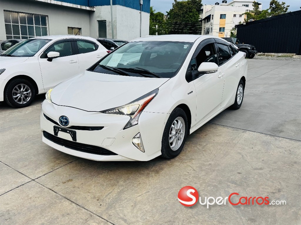 2019 Toyota Prius Hybrid — foto 3 / 12