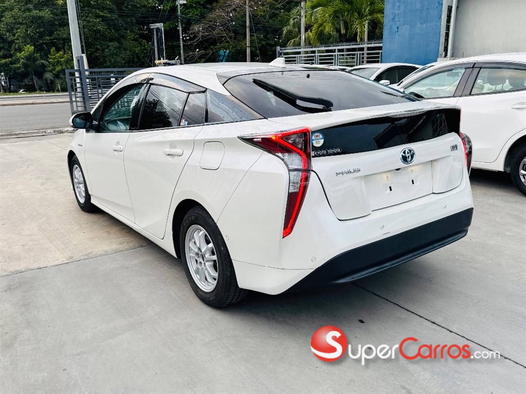 2019 Toyota Prius Hybrid — foto 4 / 12