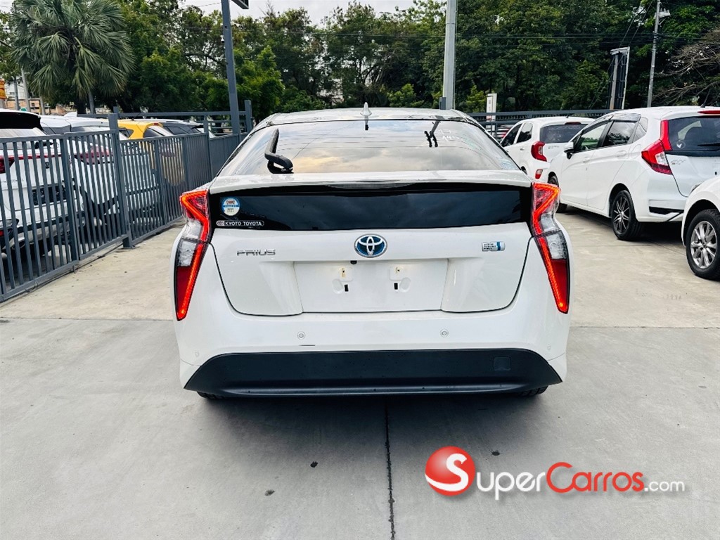 2019 Toyota Prius Hybrid — foto 5 / 12
