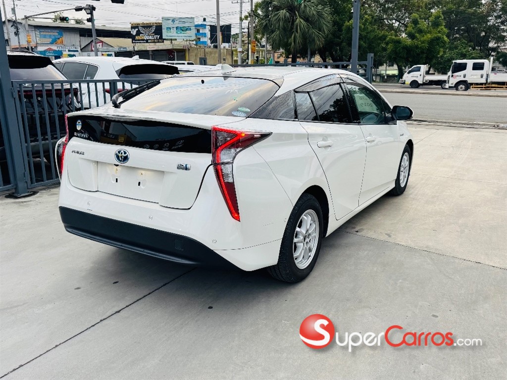 2019 Toyota Prius Hybrid — foto 6 / 12