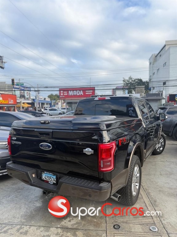 2016 Ford F 150 King Ranch — foto 3 / 7