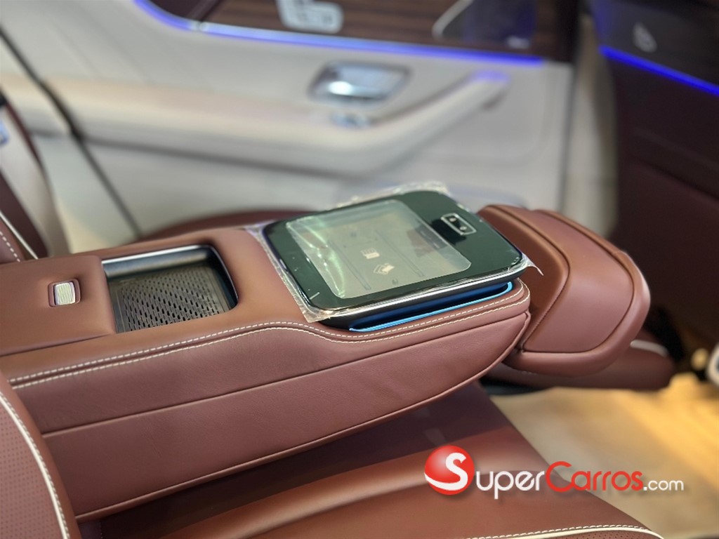 2025 Mercedes-Benz Clase GLS 600 Maybach — foto 6 / 11