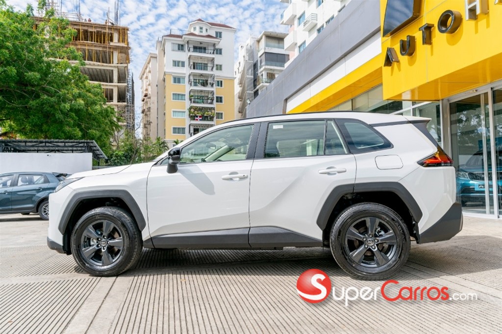 2027 Toyota RAV4 LE Hibrid — foto 3 / 9