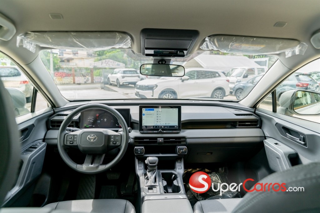 2027 Toyota RAV4 LE Hibrid — foto 8 / 9