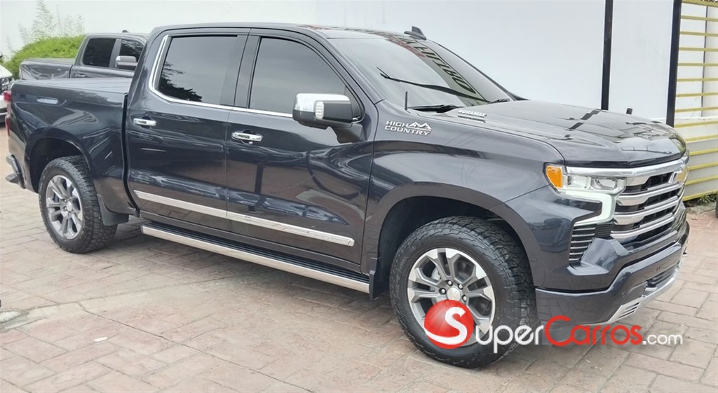 2023 Chevrolet Silverado High Country Duramax — foto 3 / 9