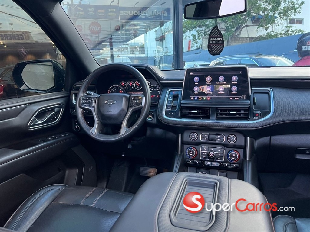 2021 Chevrolet Suburban RST — foto 10 / 10