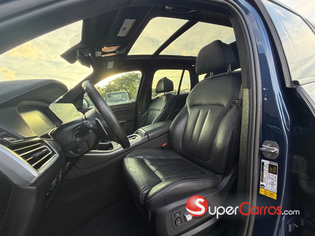 2020 BMW X 5 40i — foto 7 / 8