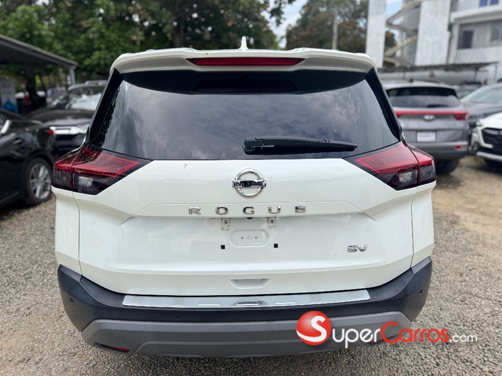 2021 Nissan Rogue SV — foto 5 / 11