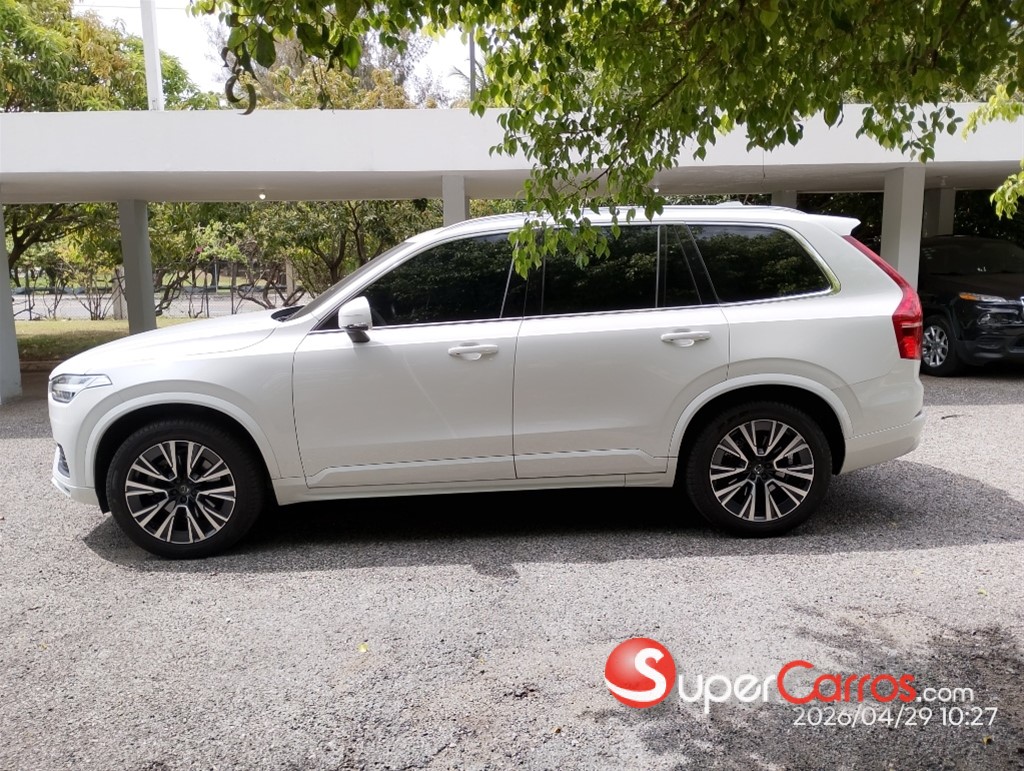 2022 Volvo XC90 B6 Plus — foto 2 / 12