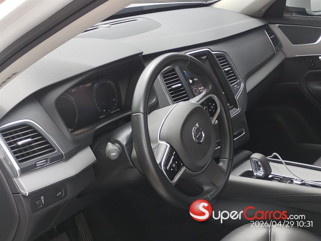 2022 Volvo XC90 B6 Plus — foto 9 / 12