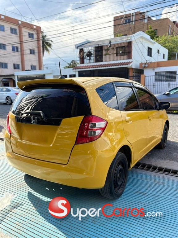 2010 Honda Fit — foto 10 / 12