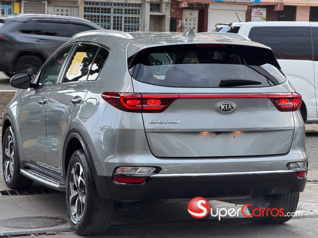 2020 Kia Sportage LX — foto 8 / 9