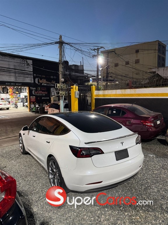 2023 Tesla Model 3 Long Range — foto 6 / 6
