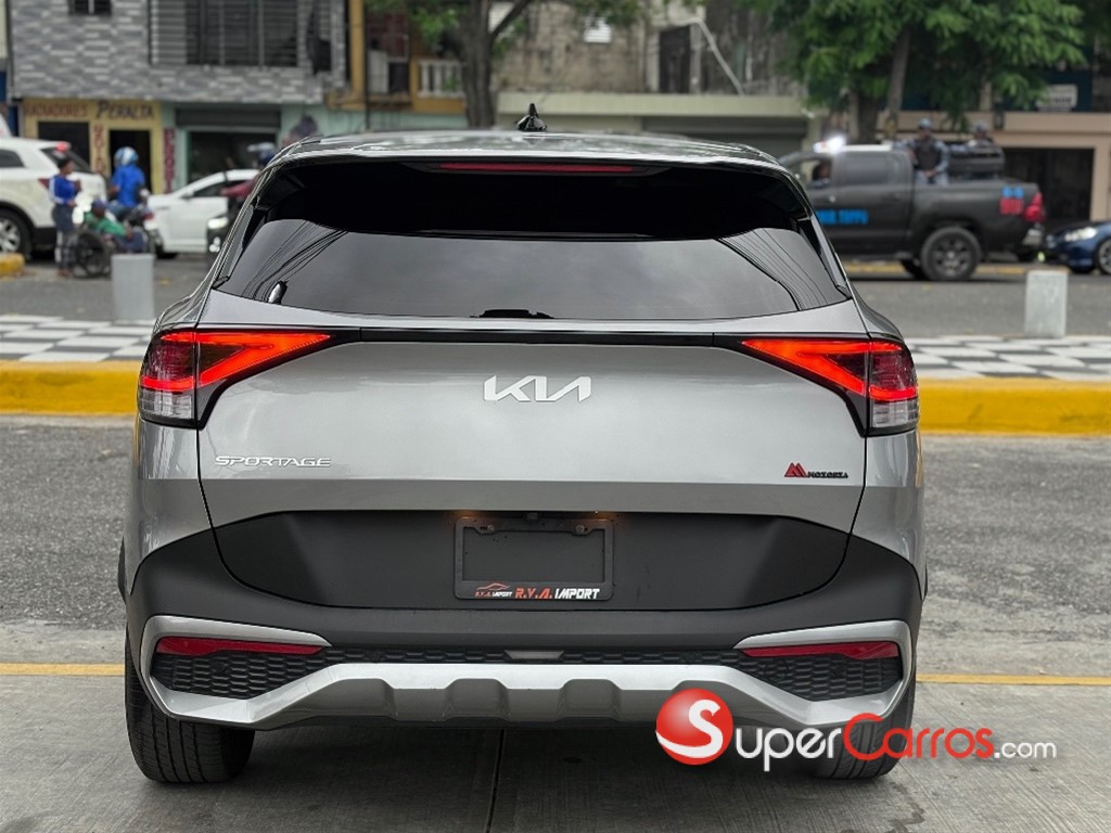 2023 Kia Sportage LX — foto 8 / 9