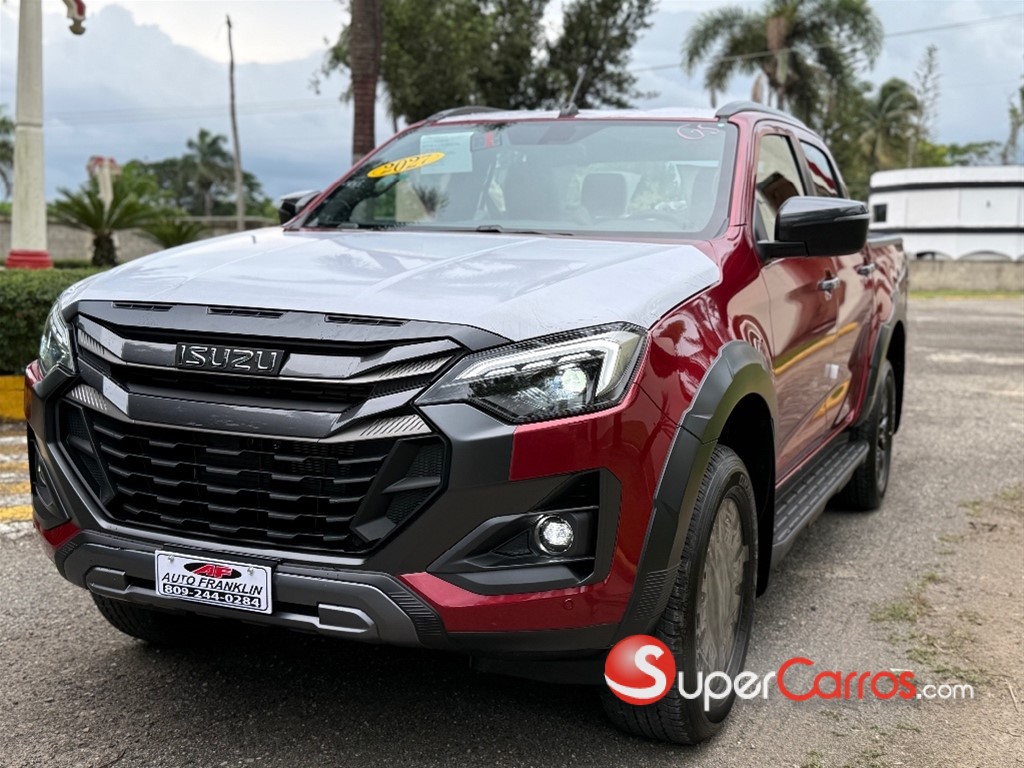 2027 Isuzu DMAX LSE V-Cross — foto 2 / 9