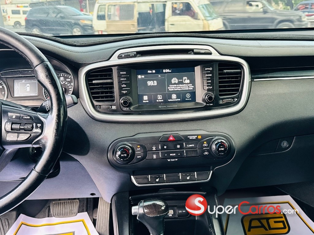 2017 Kia Sorento LX — foto 12 / 12