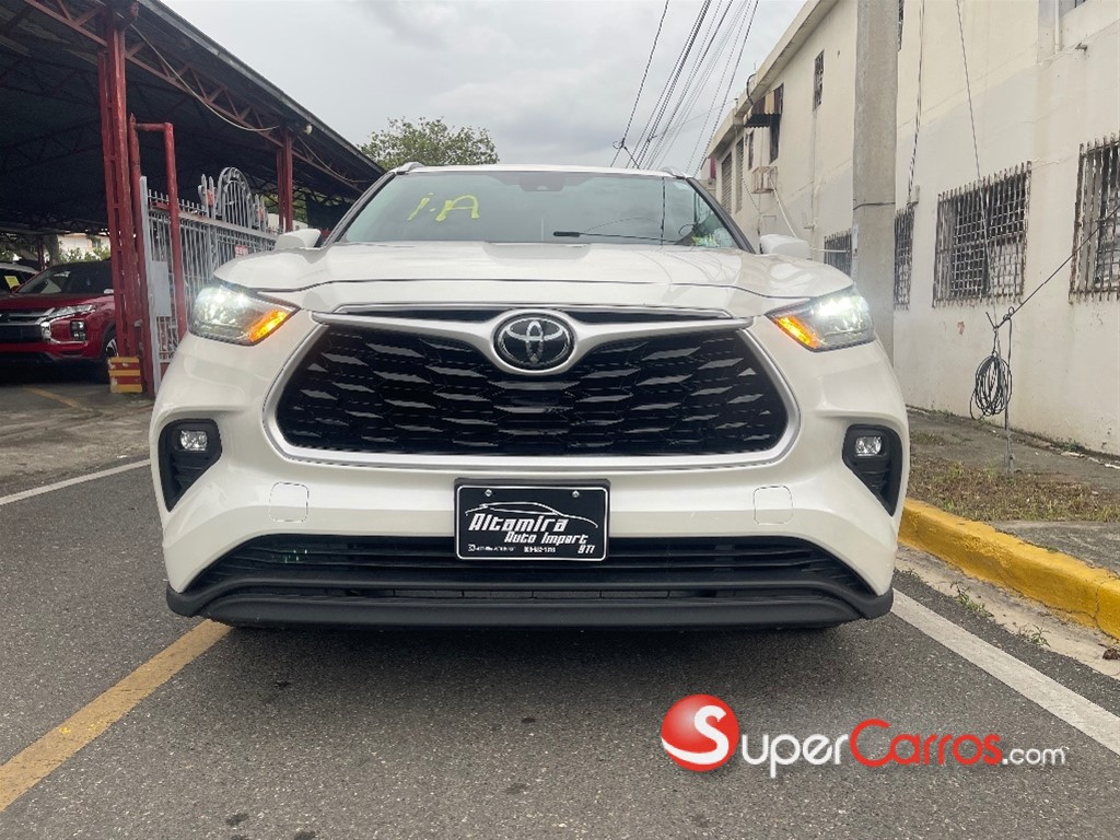2020 Toyota Highlander XLE — foto 5 / 12