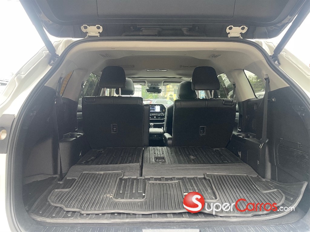 2020 Toyota Highlander XLE — foto 10 / 12