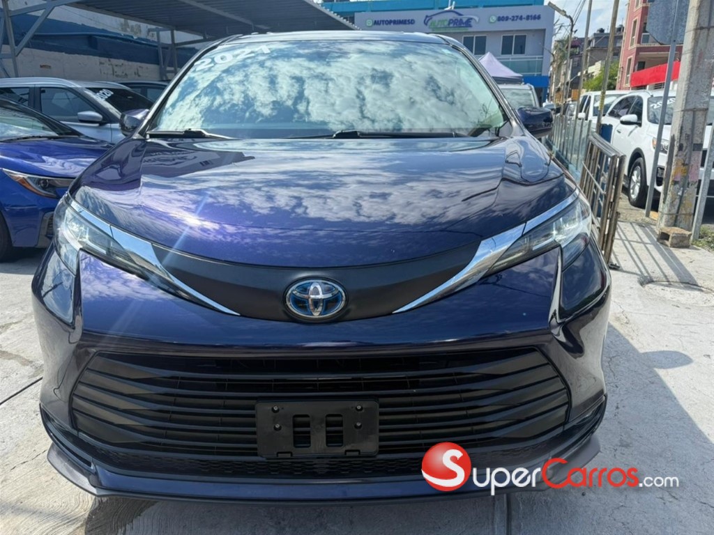 2021 Toyota Sienna LE — foto 12 / 12