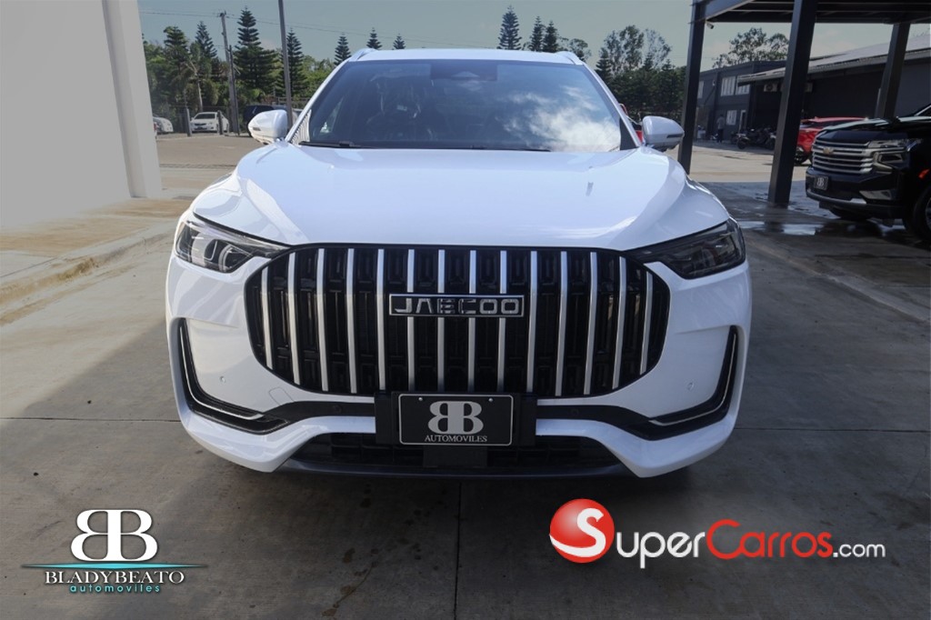 2026 JAECOO J8 — foto 2 / 12