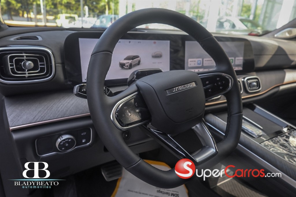 2026 JAECOO J8 — foto 11 / 12