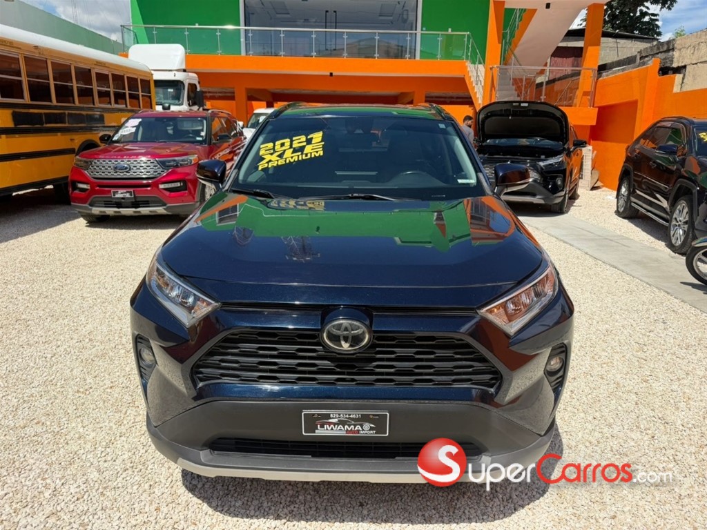 2021 Toyota RAV4 XLE Premium — foto 2 / 7